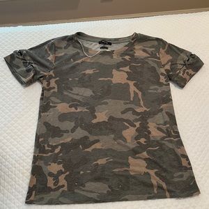 miss me distressed camo tee